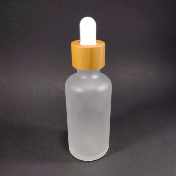 Botella de vidrio esmerilado con tapón de bambú con gotero de 50ml - Imagen 2